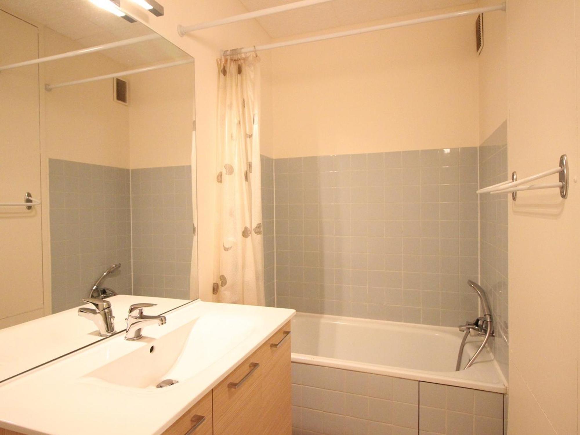 Duplex Central 90M² Avec Parking, 2 Chambres, 6 Couchages, Proche Thermes, Wifi Inclus - Fr-1-415-136 Le Mont-Dore Buitenkant foto